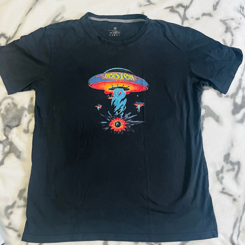 2014 BOSTON Ladies Concert (Las Vegas Concert) T-Shirt - Size LARGE